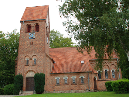 H�sterk�b Kirke, Rudersdal Provsti. All � copyright Jens Kinkel
