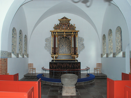 H�sterk�b Kirke, Rudersdal Provsti. All � copyright Jens Kinkel