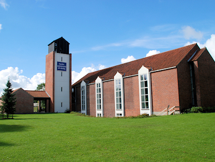 Mrkhj Kirke, Gladsaxe-Herlev Provsti. All  copyright Jens Kinkel