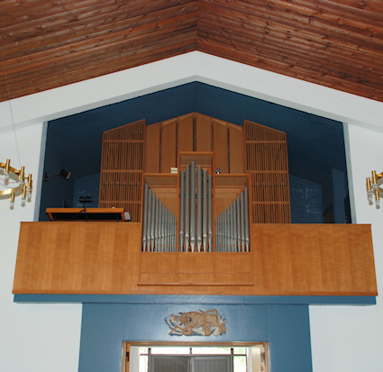 Mrkhj Kirke, Gladsaxe-Herlev Provsti. All  copyright Jens Kinkel