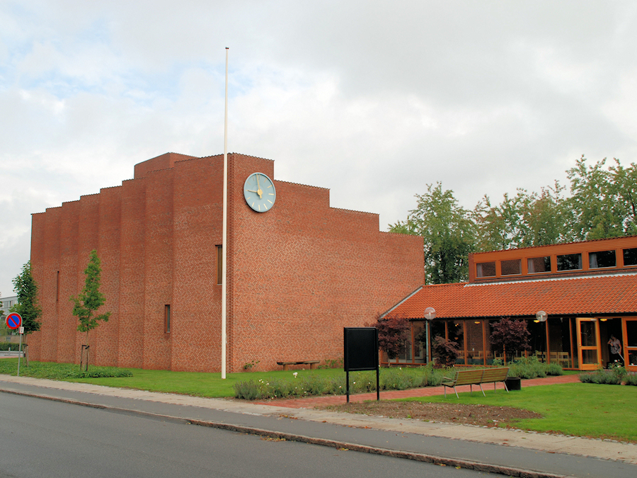 Skovlunde Kirke, Ballerup - Fures� Provsti. All � copyright Jens Kinkel