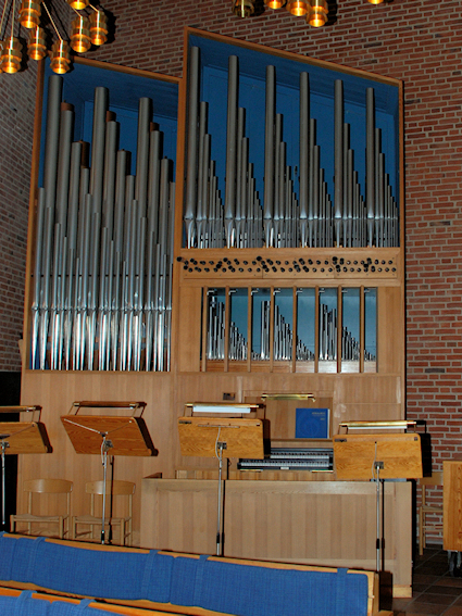 Skovlunde Kirke, Ballerup - Fures� Provsti. All � copyright Jens Kinkel