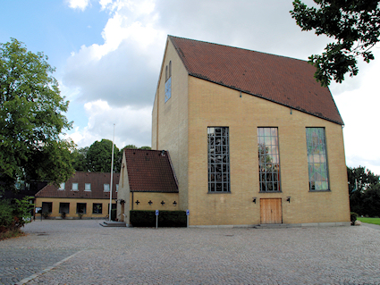 Sorgenfri Kirke, Kgs. Lyngby Provsti. All � copyright Jens Kinkel