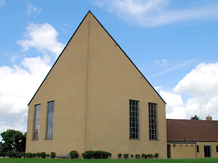 Sorgenfri Kirke, Kgs. Lyngby Provsti. All � copyright Jens Kinkel