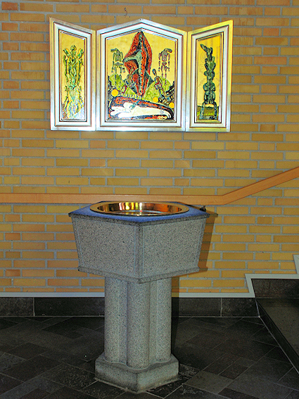Sorgenfri Kirke, Kgs. Lyngby Provsti. All � copyright Jens Kinkel