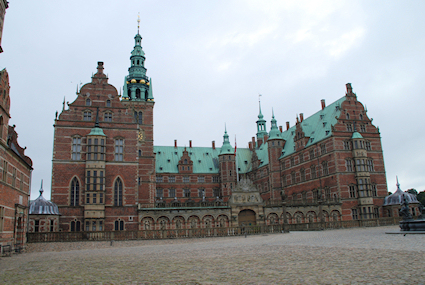 Frederiksborg Slotskirke, Hiller�d Provsti. All � copyright Jens Kinkel