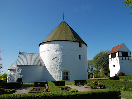 Nylars Kirke, All � copyright Jens Kinkel