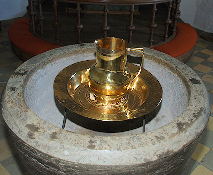 Nylars Kirke, All � copyright Jens Kinkel