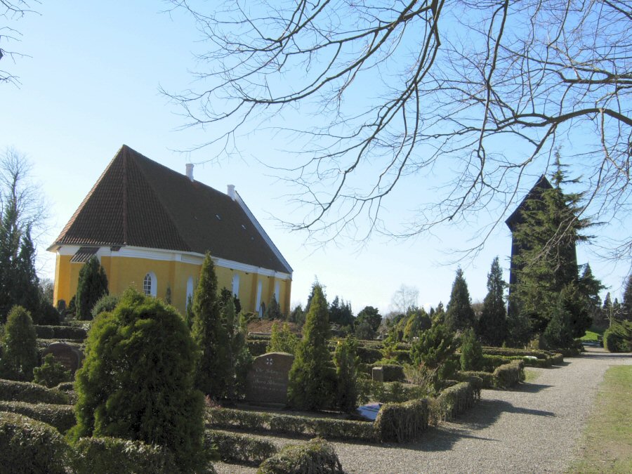 Birket Kirke, Lolland Vester Provsti. All � copyright Jens Kinkel