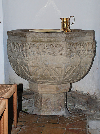 Burs� Kirke