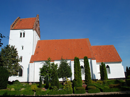 D�llefjelde Kirke, All � copyright Jens Kinkel