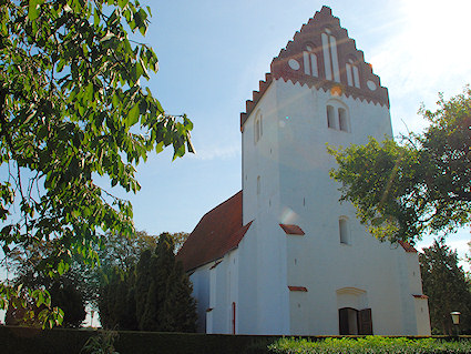 D�llefjelde Kirke, All � copyright Jens Kinkel