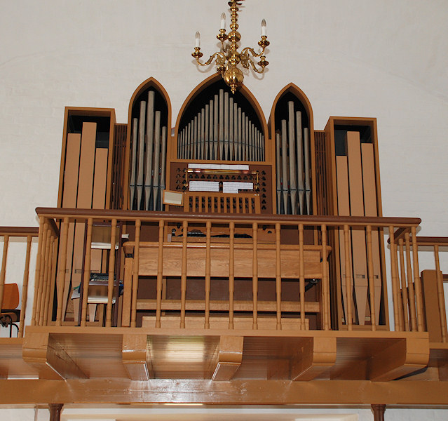 D�llefjelde Kirke, All � copyright Jens Kinkel