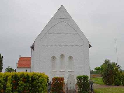 Fej� Kirke, Lolland Vestre Provsti. All � copyright Jens Kinkel