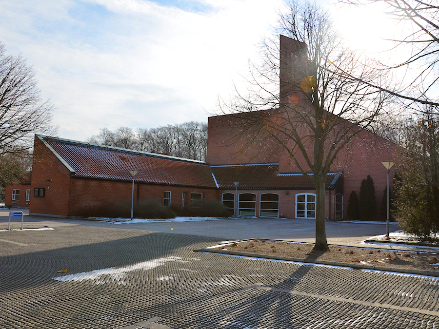 Lindeskovkirken, Nyk�bing Falster Sogn, Falster Provsti. All � copyright Jens Kinkel