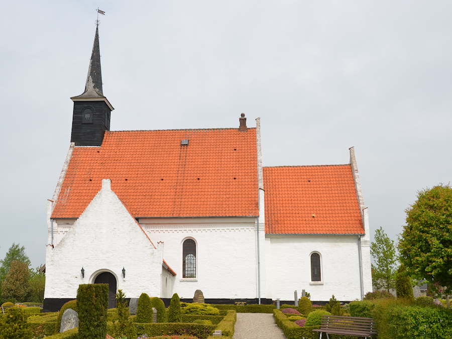 Maglebrænde Kirke, Falster Provsti. All © copyright Jens Kinkel