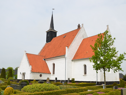 Maglebrænde Kirke, Falster Provsti. All © copyright Jens Kinkel