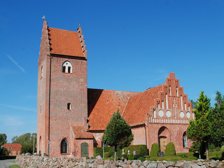 Majb�lle Kirke, All � copyright Jens Kinkel