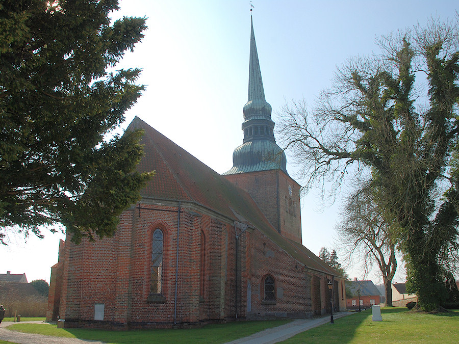Nysted Kirke, All © copyright Jens Kinkel