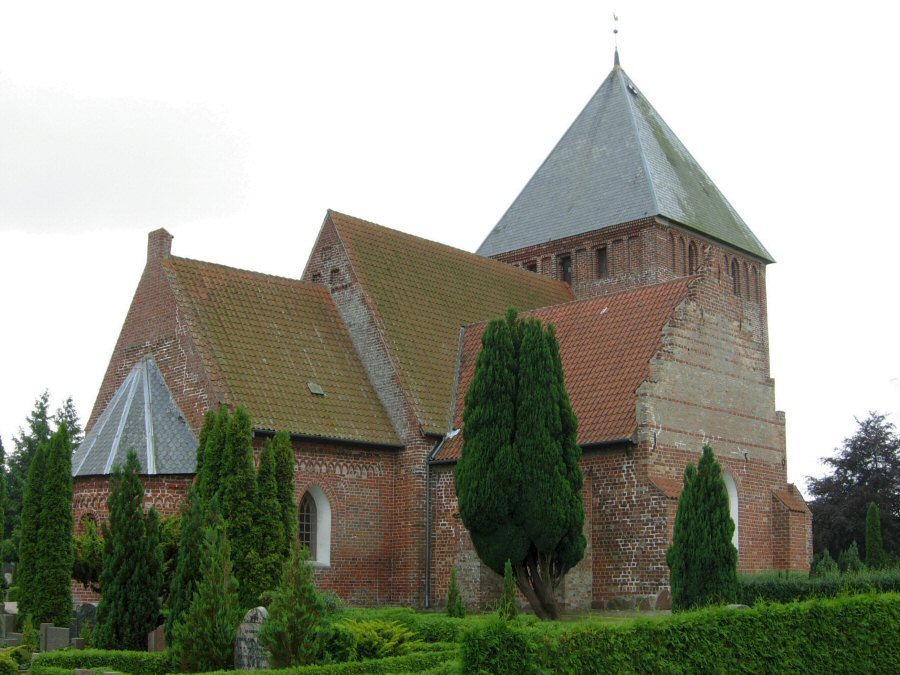 �stofte Kirke