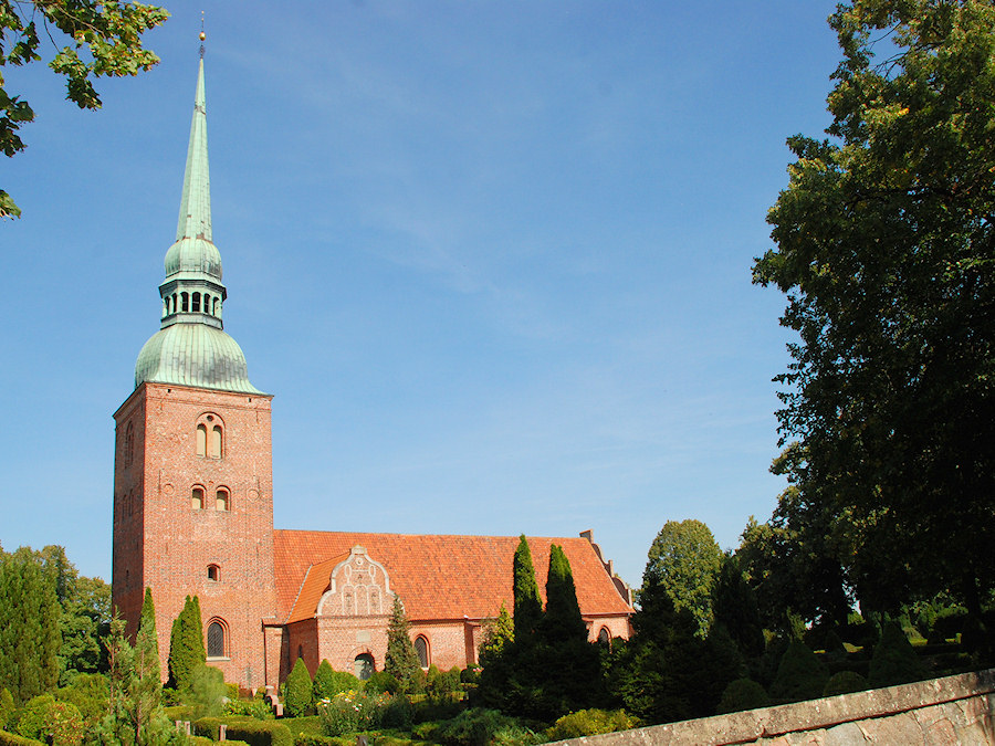 Radsted Kirke, All � copyright Jens Kinkel