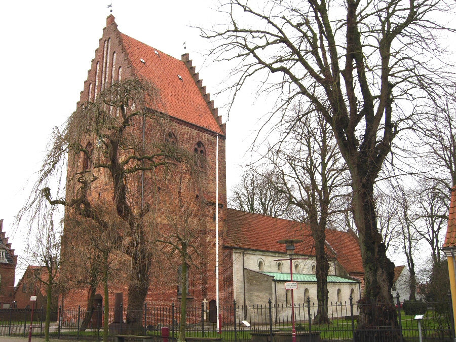 Stubbek�bing Kirke