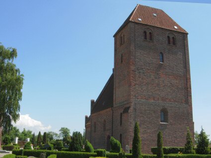 Tirsted Kirke, Maribo Domprovsti. All � copyright Jens Kinkel