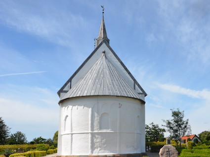 Br�ns Kirke, T�nder Provsti. All � copyright Jens Kinkel