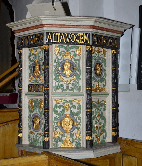Sankt Clemens Kirke ( R�m� Kirke), T�nder Provsti. All � copyright Jens Kinkel