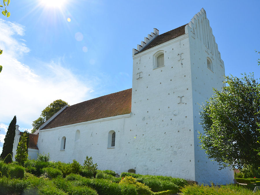 �gerup Kirke, Holb�k Provsti. All � copyright Jens Kinkel
