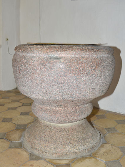 H�rby Kirke, Holb�k Provsti. All � copyright Jens Kinkel