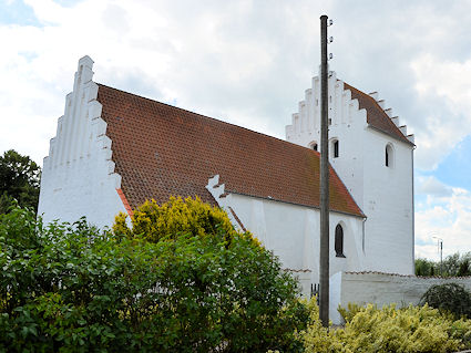 Kvanl�se Kirke, Holb�k Provsti. All � copyright Jens Kinkel