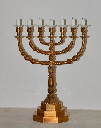 Kvanl�se Kirke, Holb�k Provsti. All � copyright Jens Kinkel