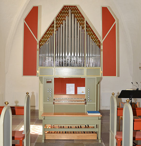 Kvanl�se Kirke, Holb�k Provsti. All � copyright Jens Kinkel