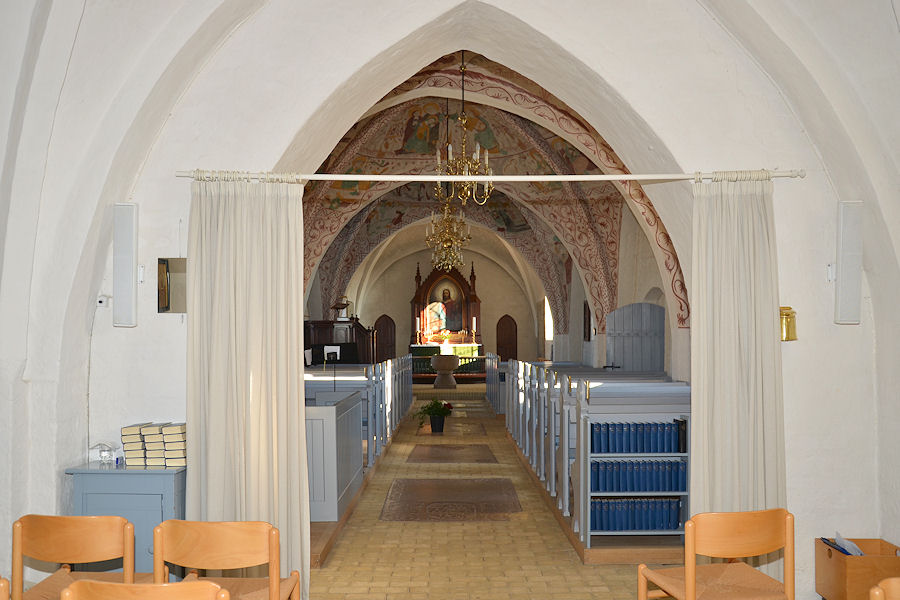 M�rk�v Kirke, Holb�k Provsti. All � copyright Jens Kinkel