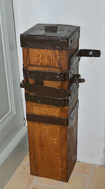 Skamstrup Kirke. Holb�k Provsti. All � copyright Jens Kinkel