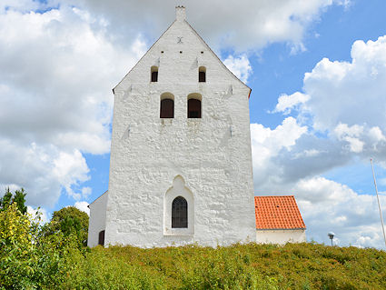 S�nder Asmindrup Kirke, Holb�k Provsti. All � copyright Jens Kinkel
