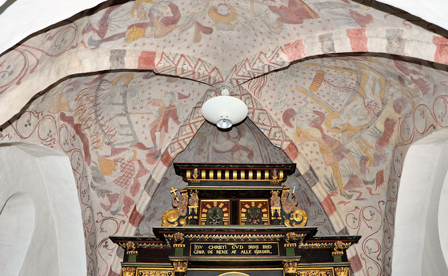 S�nder Asmindrup Kirke, Holb�k Provsti. All � copyright Jens Kinkel
