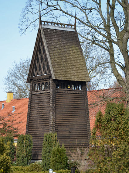 Tveje Merløse Kirke, Holbæk Provsti. All © copyright Jens Kinkel