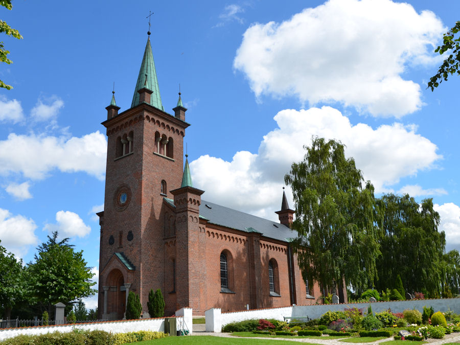 Ugerlse Kirke, Holbk Provsti. All  copyright Jens Kinkel