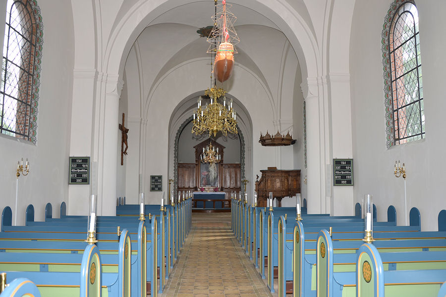 Ugerl�se Kirke, Holb�k Provsti. All � copyright Jens Kinkel