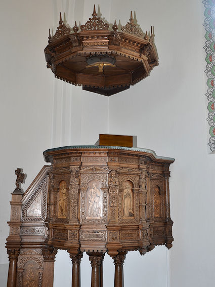 Ugerl�se Kirke, Holb�k Provsti. All � copyright Jens Kinkel