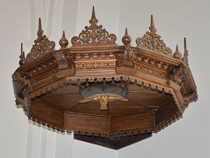Ugerl�se Kirke, Holb�k Provsti. All � copyright Jens Kinkel
