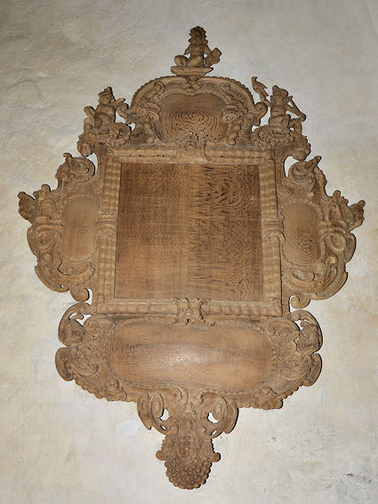 Undl�se Kirke, Holb�k Provsti. All � copyright Jens Kinkel