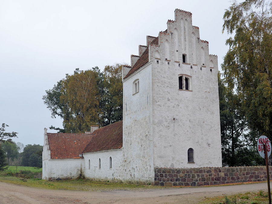 Auns� Gamle Kirke, Kalundborg Provsti. All � copyright Jens Kinkel