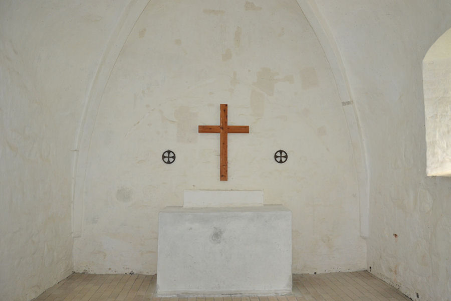 Auns� Gamle Kirke, Kalundborg Provsti. All � copyright Jens Kinkel