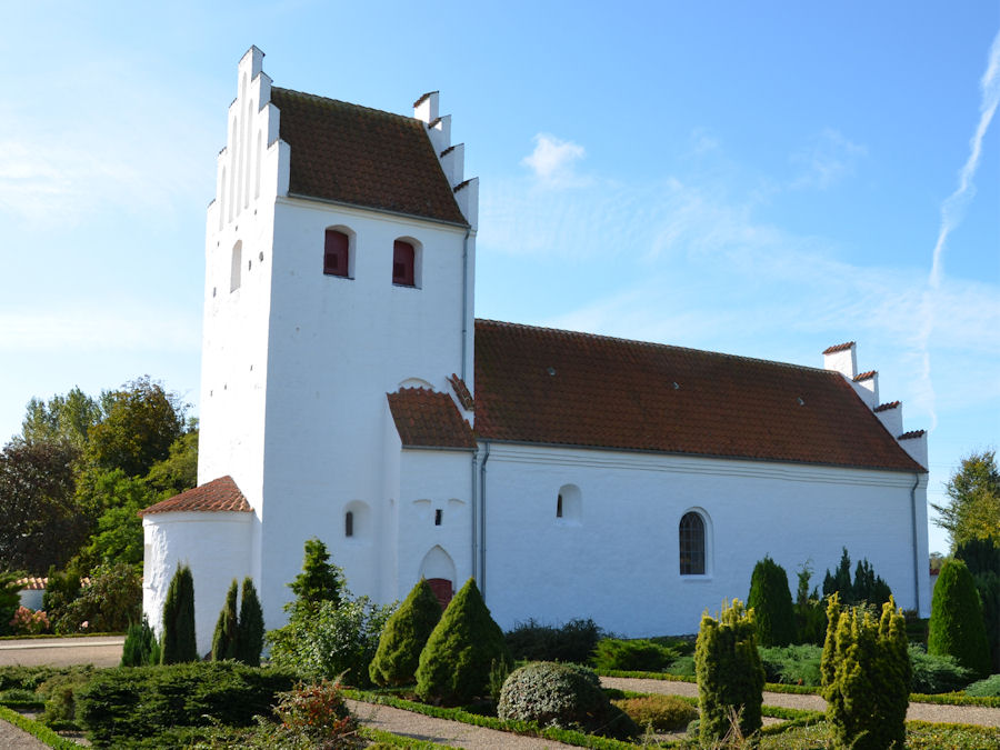Bakkendrup Kirke, Kalundborg Provsti. All © copyright Jens Kinkel