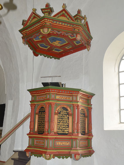 F�llenslev Kirke, Kalundborg Provsti. All � copyright Jens Kinkel