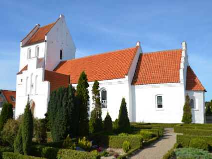 R�sn�s Kirke, Kalundborg Provsti. All � copyright Jens Kinkel