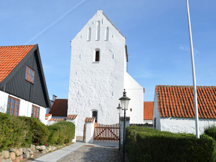 R�sn�s Kirke, Kalundborg Provsti. All � copyright Jens Kinkel